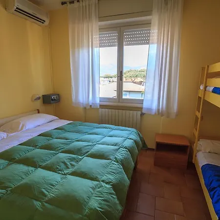 Szálloda Il 9 Camaiore
