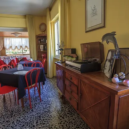 Szálloda Il 9 Camaiore