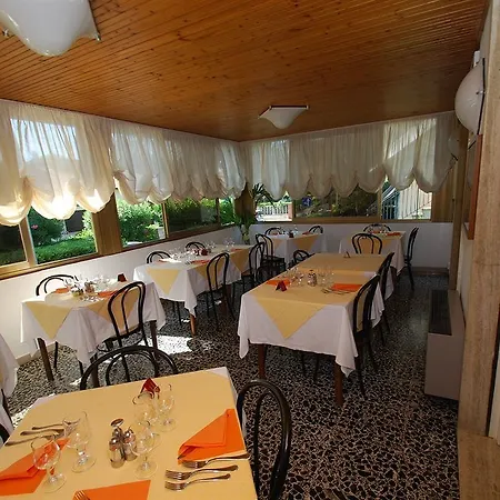 Il 9 Hotel 3*